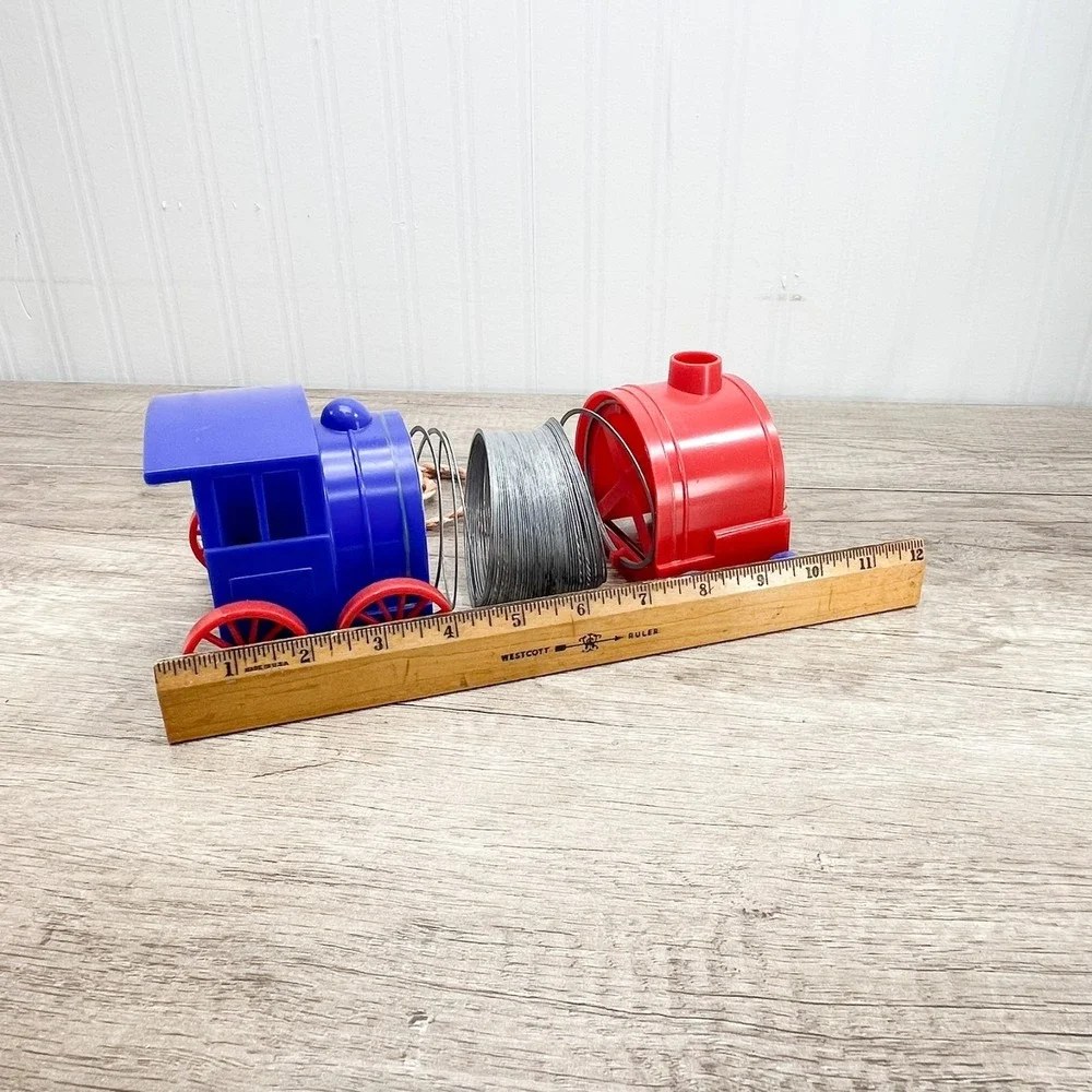 Vintage 1950s Pull Toy Slinky Train by James Industries Red‎ Blue Original